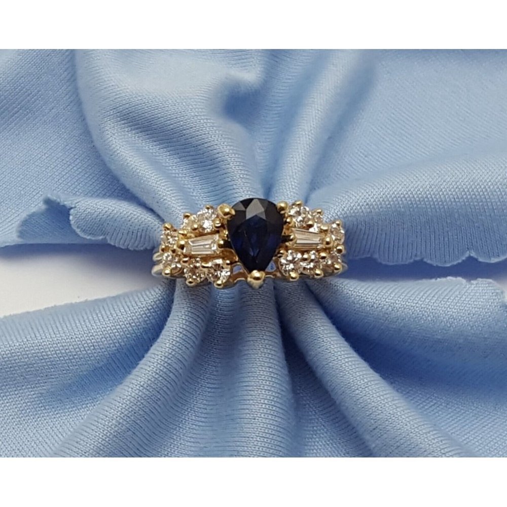14K Karat Solid Yellow Gold Designer Pear Sapphire & Round/Baguette Diamond Ring